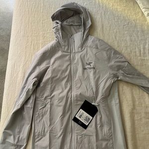 Arc’teryx Atom SL hoodie lightweight